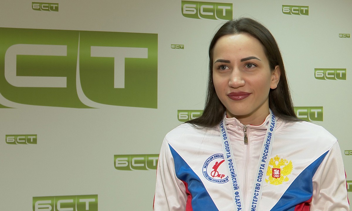 Братчанка Екатерина Гребенюк стала чемпионкой России по кикбоксингу