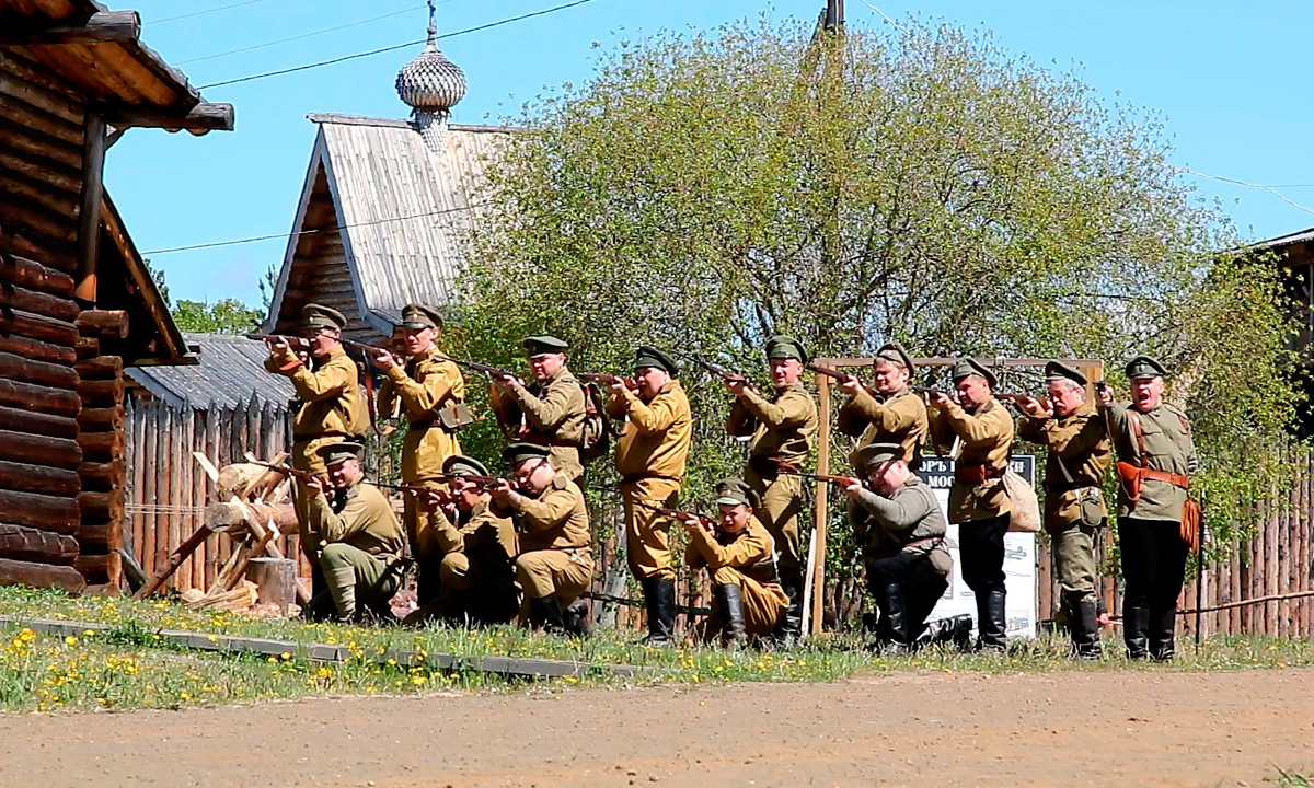 В «Ангарской деревне» воссоздали события, которые прошли 105 лет назад