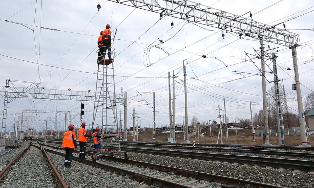 Двое жителей Вихоревки погибли от удара током при ремонте контактной сети  на железной дороге - Братская студия телевидения